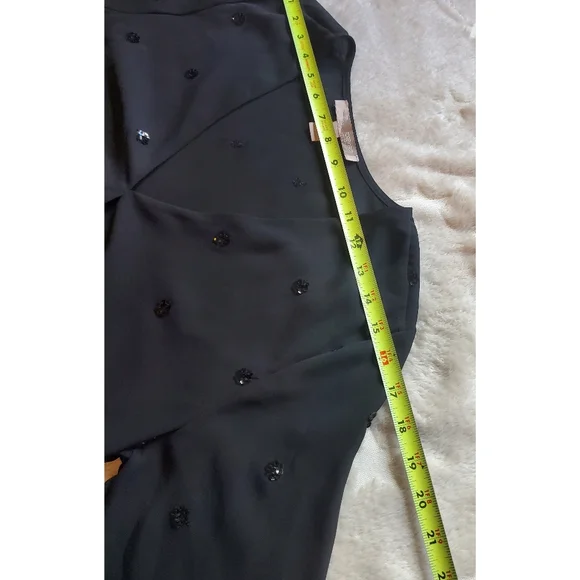 Forever 21 polka dot sequins top - Picture 2 of 10